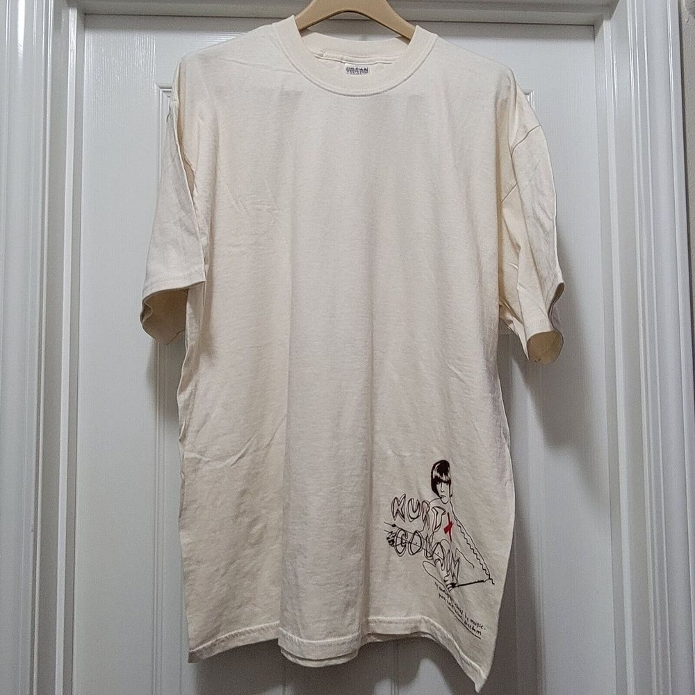 Kurt Cobain Nirvana 2005 My Emotions are Affected by Music‎ Shirt NWOT Mens XL